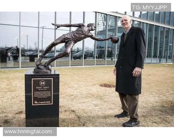 吉米巴特勒的篮球之路从默默无闻到NBA超级巨星的辉煌历程 吉米巴特勒的篮球之路从默默无闻到NBA超级巨星的辉煌历程